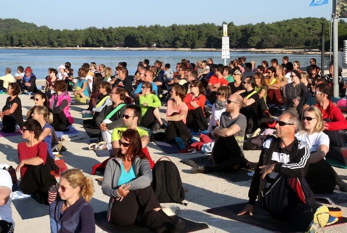 Stretching im Beckenbereich