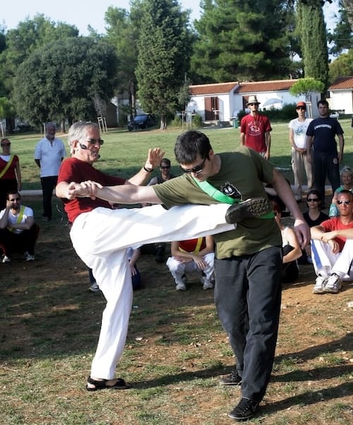 Taiji Kick in den Leberbereich